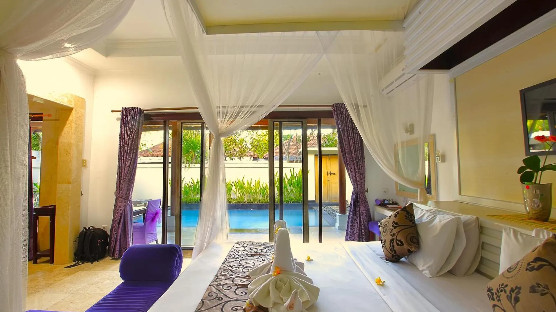 Private Pool Villas Kuta Bali Badung